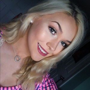 Meet your Posher, Kellie